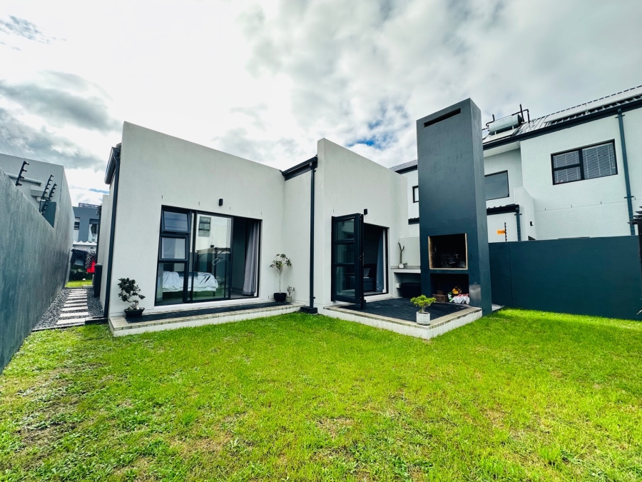 3 Bedroom Property for Sale in Sandown Western Cape